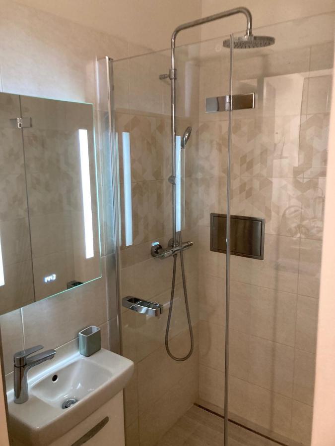 Apartment Jana Masaryka Πράγα Εξωτερικό φωτογραφία